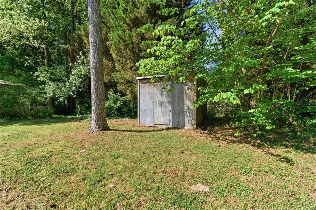 395 Ben Avenue Southwest Lilburn, GA 30047 - Photo 46 of 49
