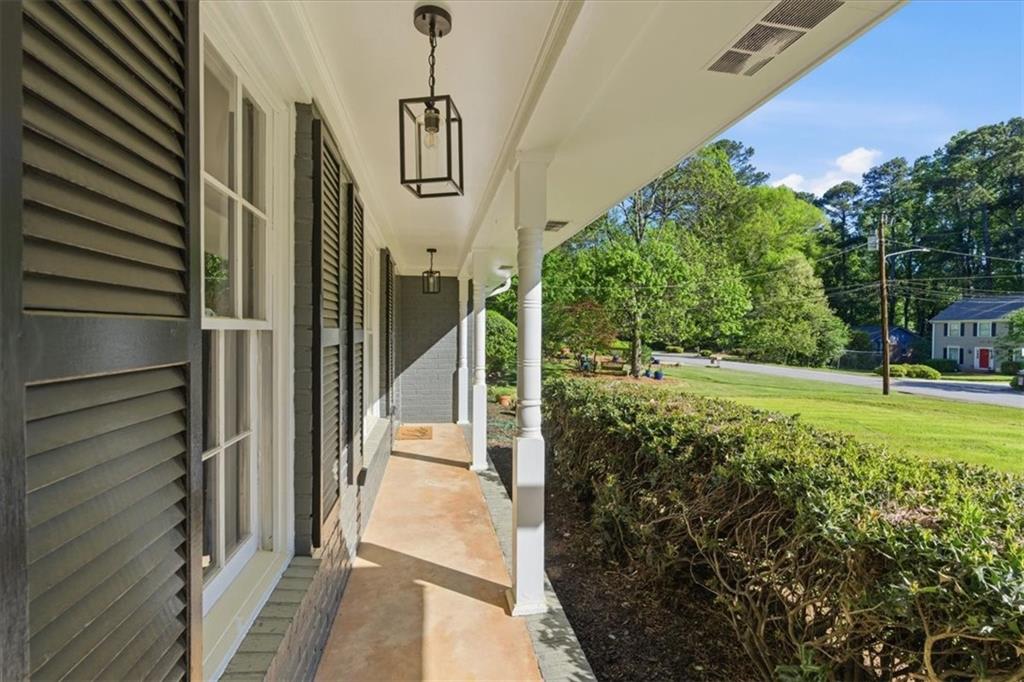 395 Ben Avenue Southwest Lilburn, GA 30047 - Photo 7 of 49