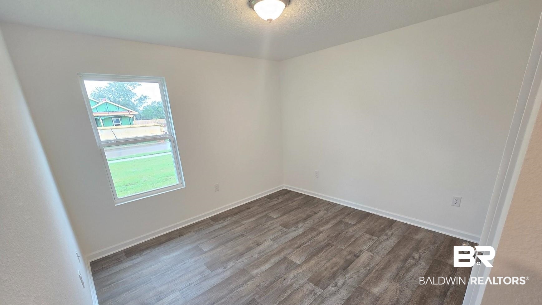 9004 Chabo Circle Foley, AL 36535 - Photo 17 of 33