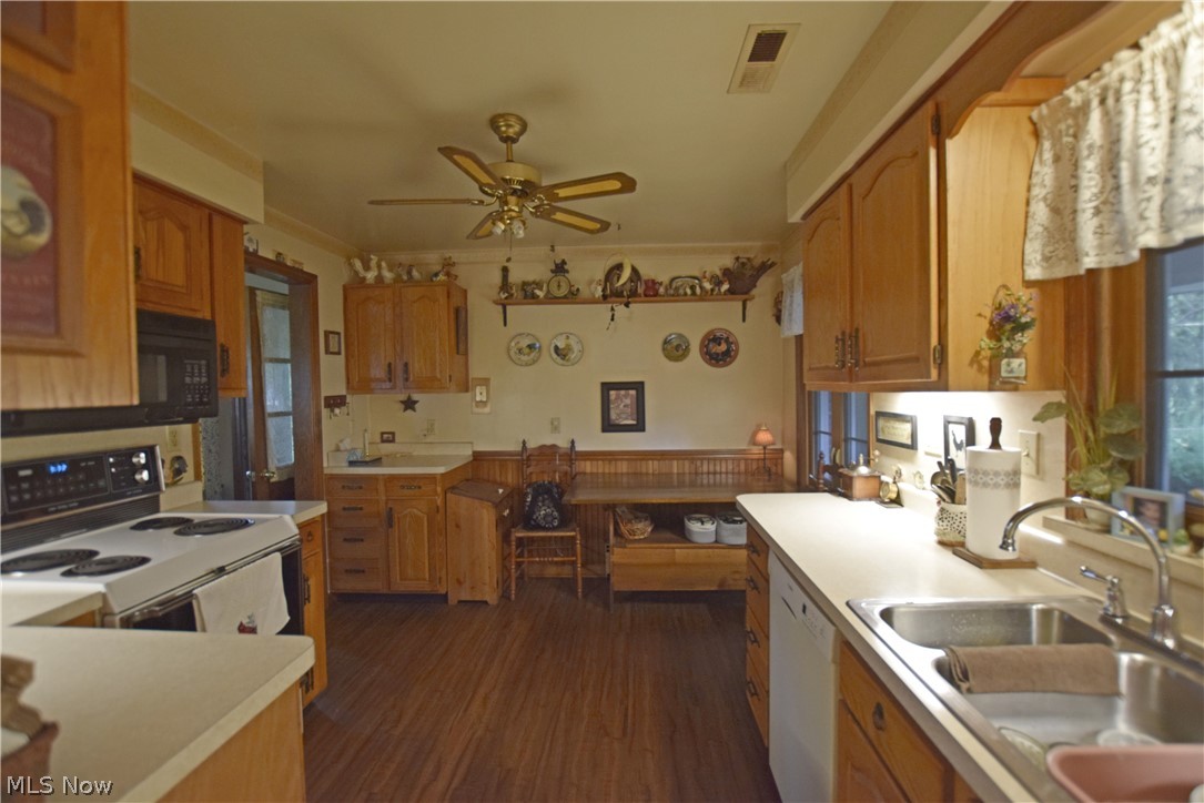 8948 Johnnycake Ridge Road Mentor, OH 44060 - Photo 15 of 31 Gallery Image 15