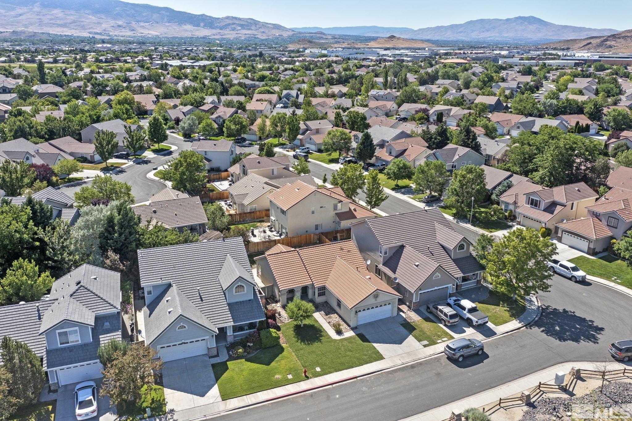 9721 Northmont Lane Reno, NV 89521 - Photo 37 of 40 an aerial view of residential houses with outdoor space