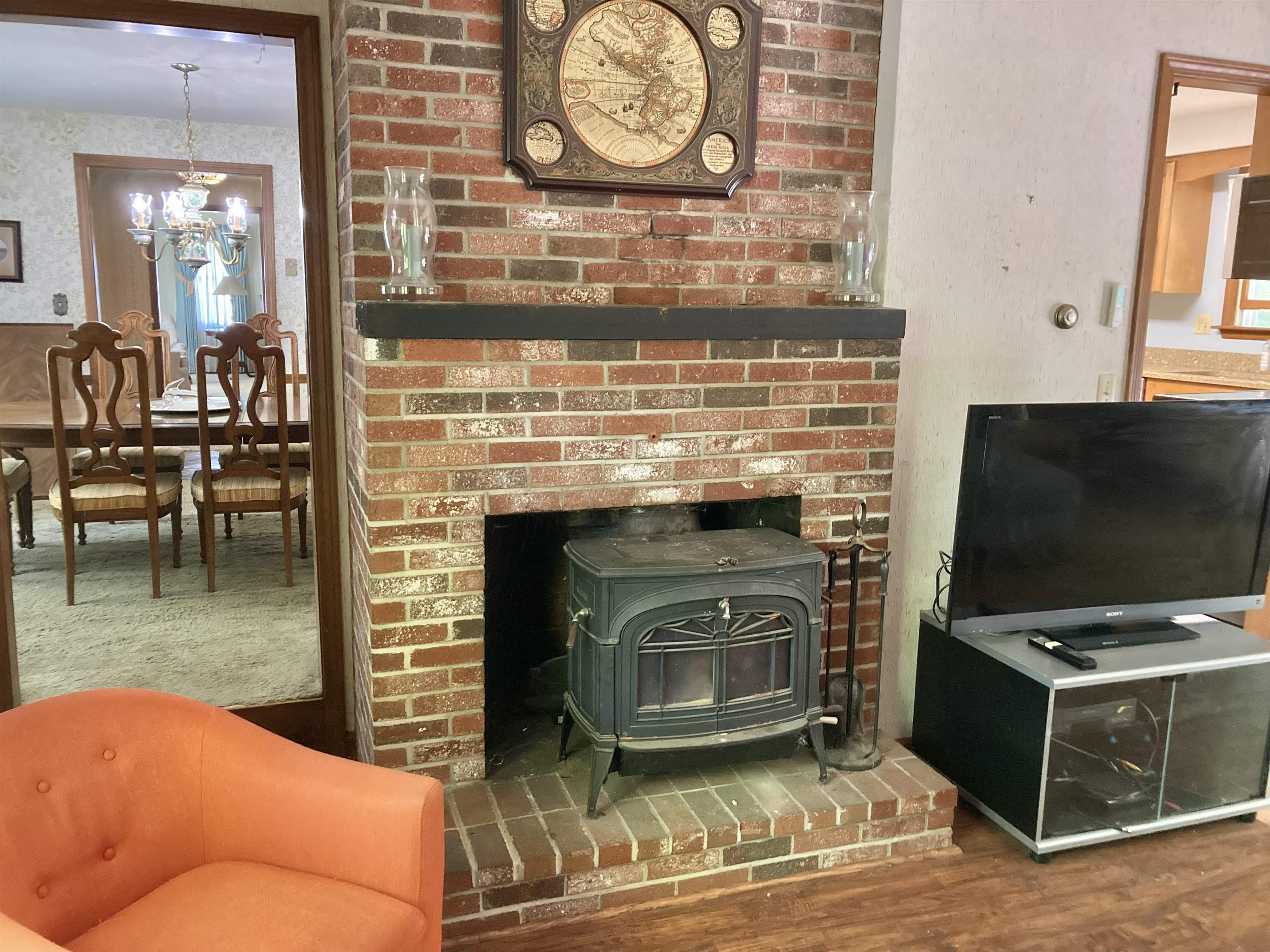 17 Danbury Road Nashua, NH 03064 - Photo 5 of 36 Gallery Image 5