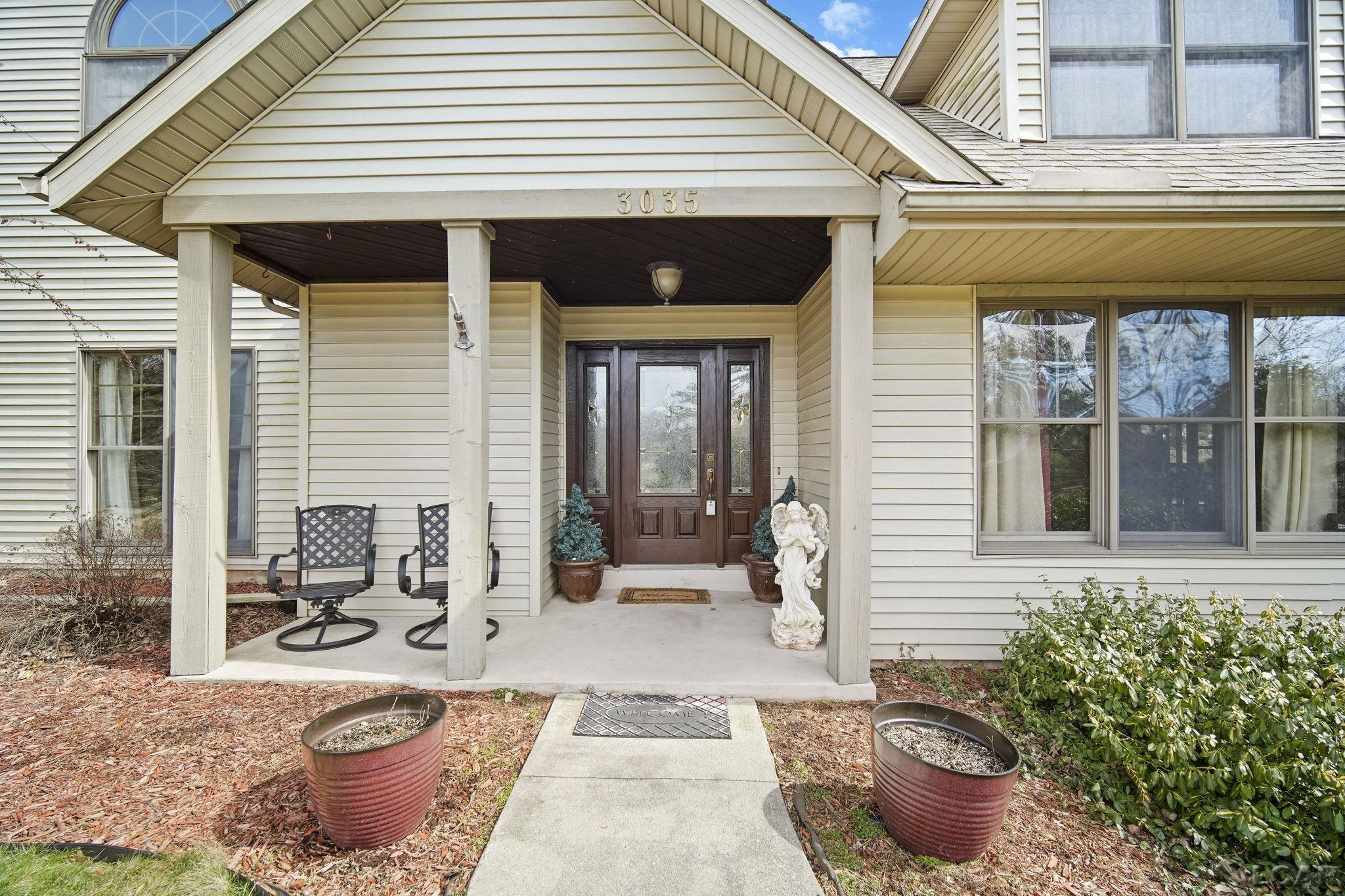 3035 Spielman Road Adrian, MI 49221 - Photo 2 of 49 50097620-1.JPG