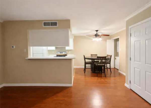 $57,900 | 12905 Woodforest Boulevard, Unit 305, Houston, TX 77015