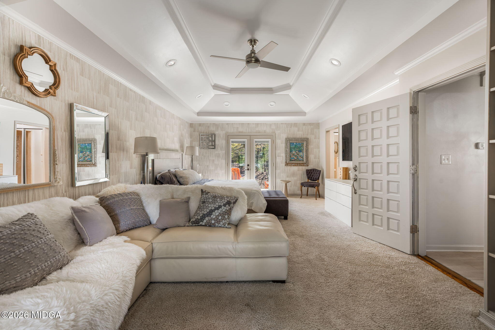 138 Deer Run Drive Macon, GA 31220 - Photo 28 of 114 a living room with furniture and a chandelier