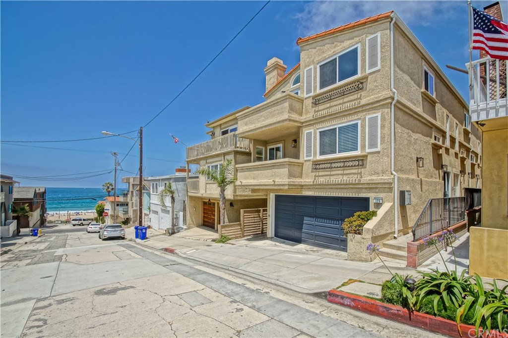 129 38th Street Manhattan Beach, CA 90266 - Photo 2 of 38