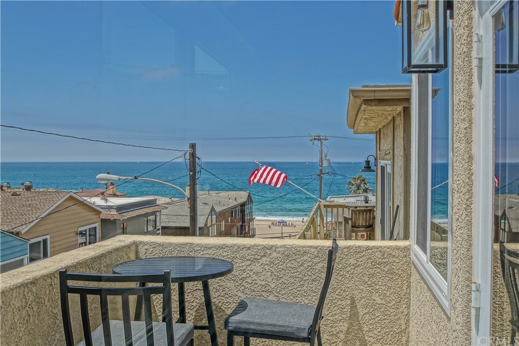 129 38th Street Manhattan Beach, CA 90266 - Photo 3 of 38