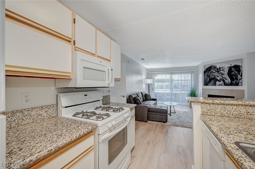 2200 South Fort Apache Road, Unit 1064 Las Vegas, NV 89117 - Photo 11 of 56