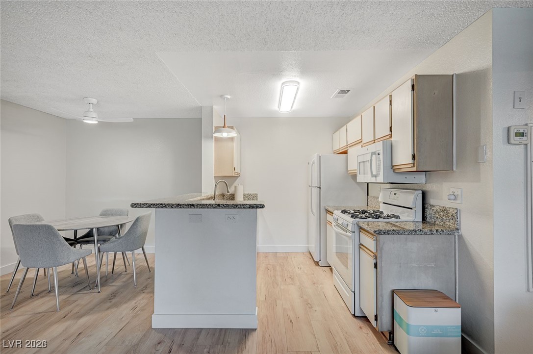 2200 South Fort Apache Road, Unit 1064 Las Vegas, NV 89117 - Photo 5 of 56