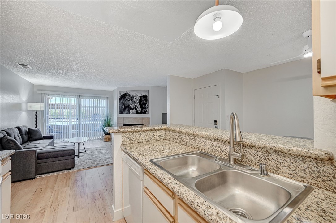 2200 South Fort Apache Road, Unit 1064 Las Vegas, NV 89117 - Photo 10 of 56