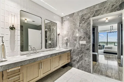 $2,700,000 | 3101 Bayshore Boulevard, Unit 1402, Tampa, FL 33629