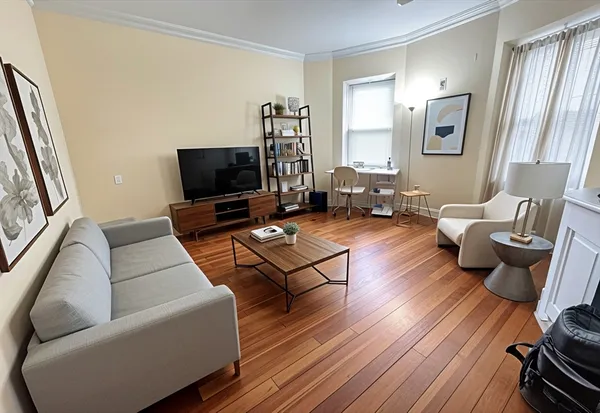$4,800 | 191 Boylston Street, Unit 1, Boston, MA 02130