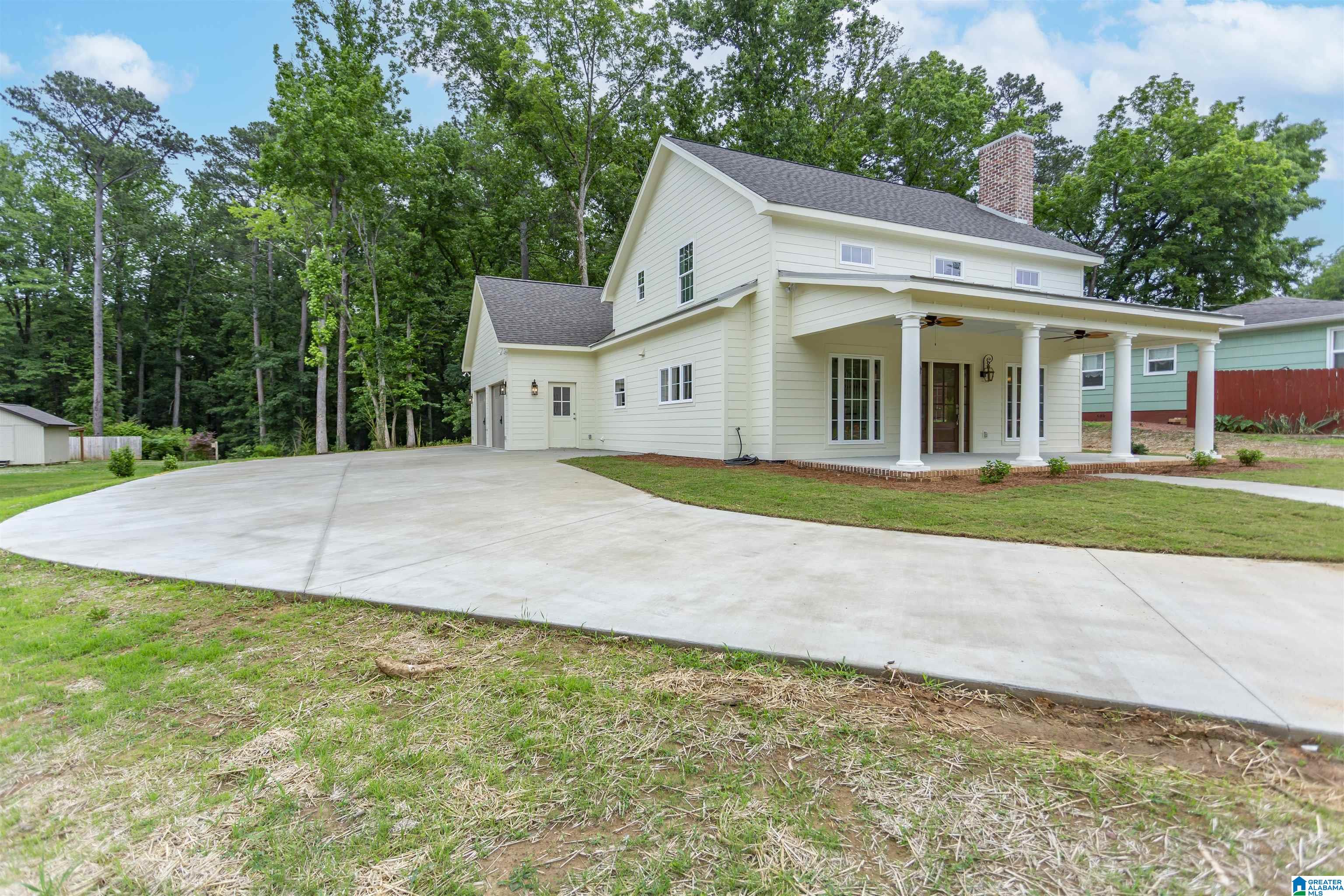 1913 Moncrief Road Gardendale, AL 35071 - Photo 3 of 55