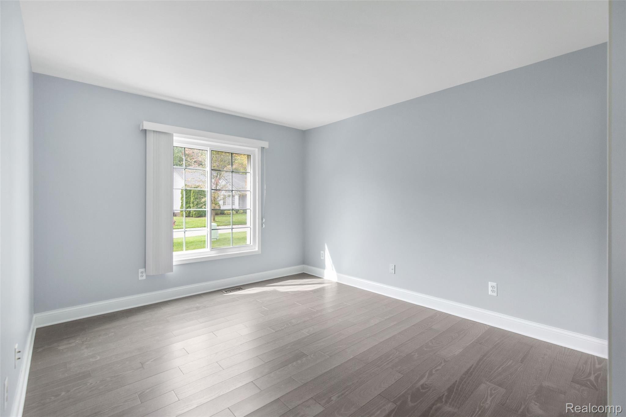 3327 Fairgrove Terrace Rochester, MI 48309 - Photo 28 of 55 592A6254.jpg
