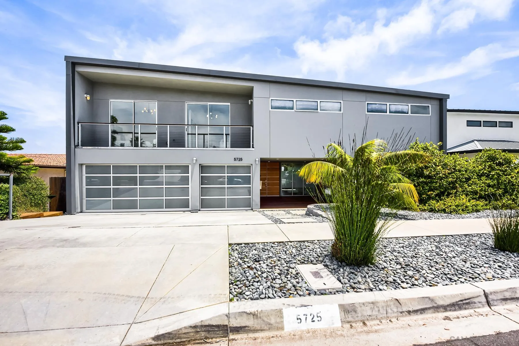 5725 Soledad Mountain Road La Jolla, CA 92037 - Photo 1 of 55