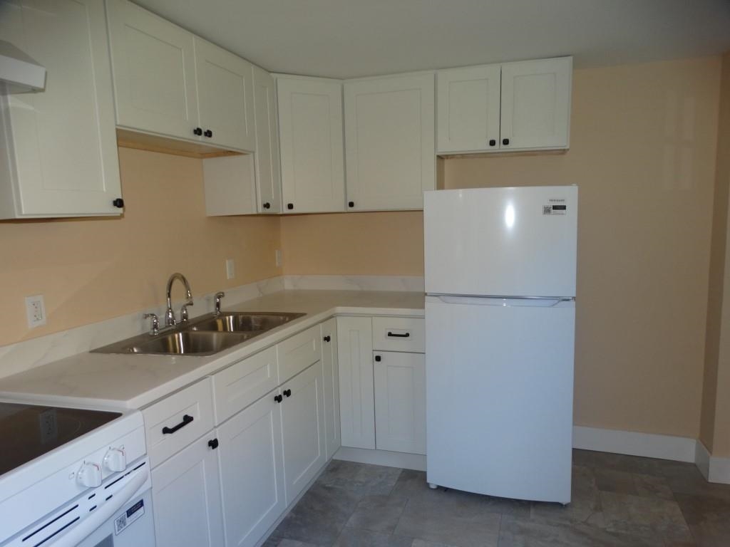 612 Royalston Road Fitzwilliam, NH 03447 - Photo 6 of 16