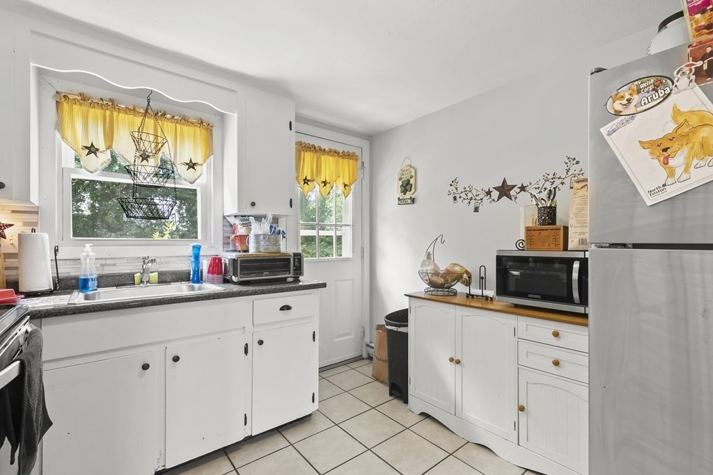 681 State Road, Unit 8 Plymouth, MA 02360 - Photo 8 of 28 Gallery Image 8