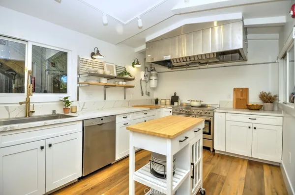 $3,895,000 | 1700 Osos Street, San Luis Obispo, CA 93401