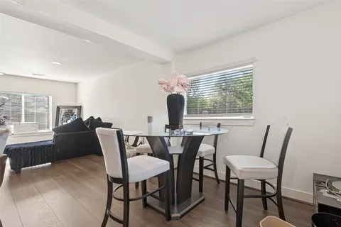 $189,990 | 978 St Clair Street, Houston, TX 77088