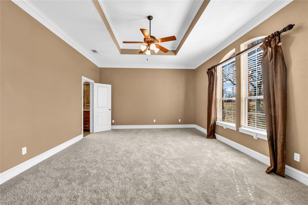 116 McClintock Court Weatherford, TX 76088 - Photo 11 of 38