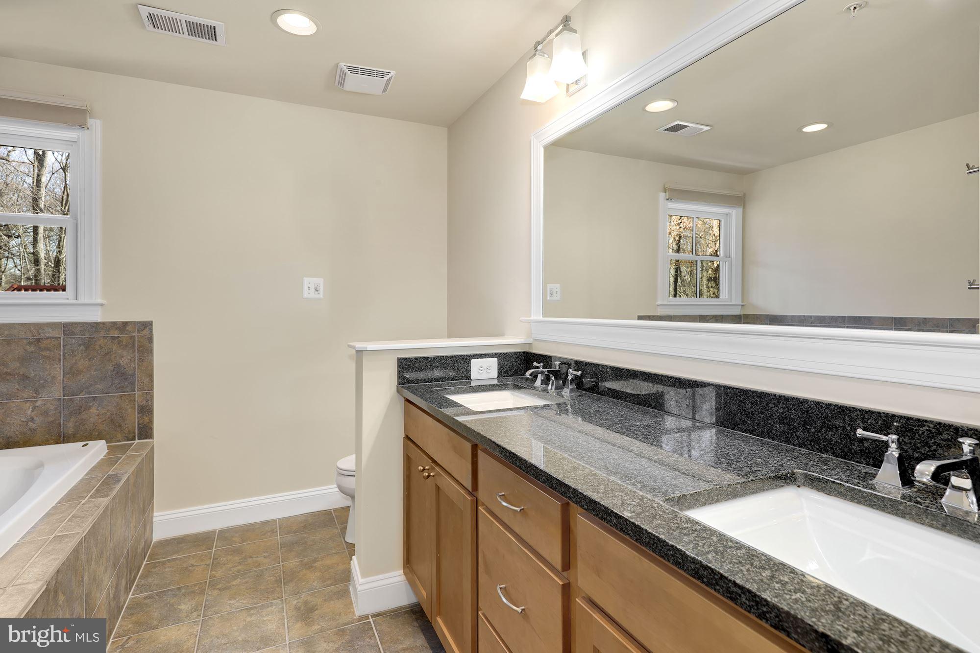 2805 Beechbank Road Silver Spring, MD 20910 - Photo 23 of 40 Gallery Image 23