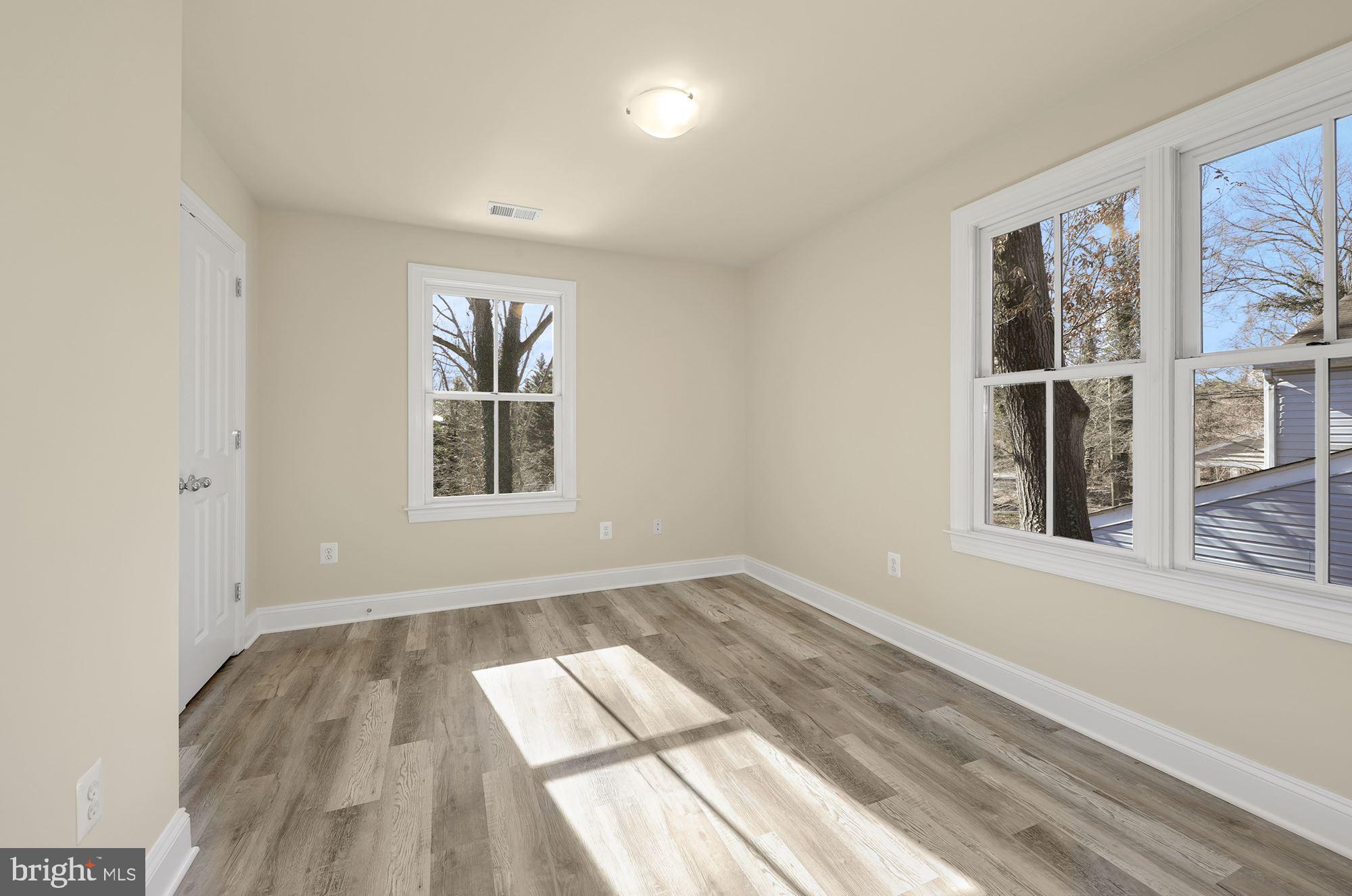 2805 Beechbank Road Silver Spring, MD 20910 - Photo 27 of 40 Gallery Image 27