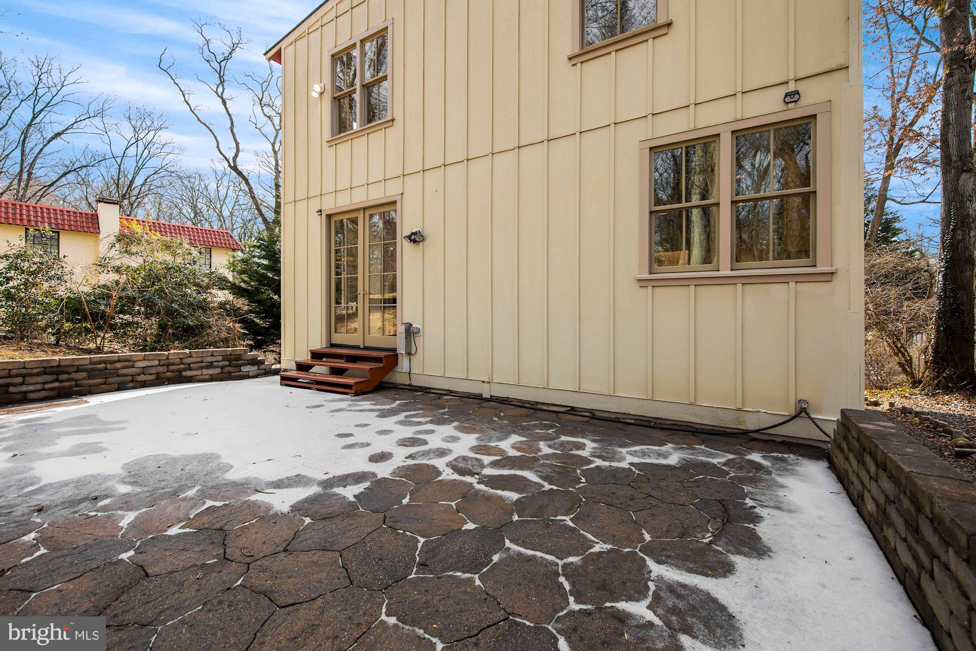 2805 Beechbank Road Silver Spring, MD 20910 - Photo 38 of 40 Gallery Image 38