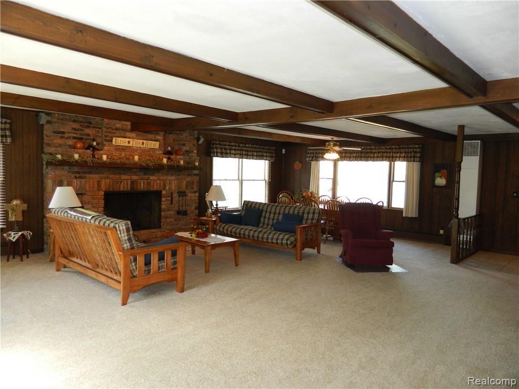 23113 Currie Road South Lyon, MI 48178 - Photo 15 of 49 Large family room