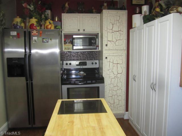 2948 Far View Road Jonesville, NC 28642 - Photo 13 of 14 Gallery Image 13