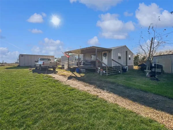 $150,000 | 651 County Road 2906, Dodd City, TX 75438