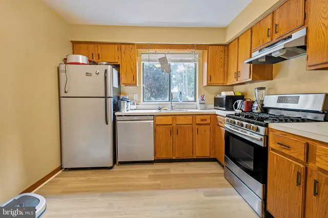 $220,000 | 2312 Old Stone Mill Drive, Cranbury, NJ 08512