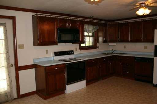 776 Lancaster Road Fombell, PA 16123 - Photo 3 of 8 Other.