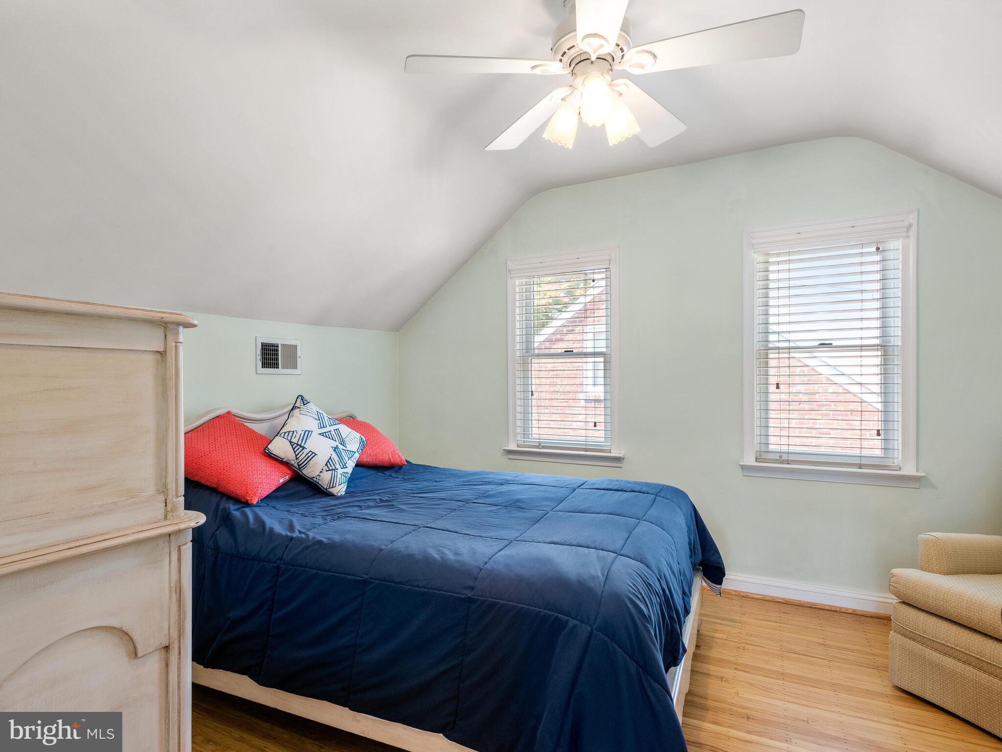 537 Lawrence Road Havertown, PA 19083 - Photo 26 of 45