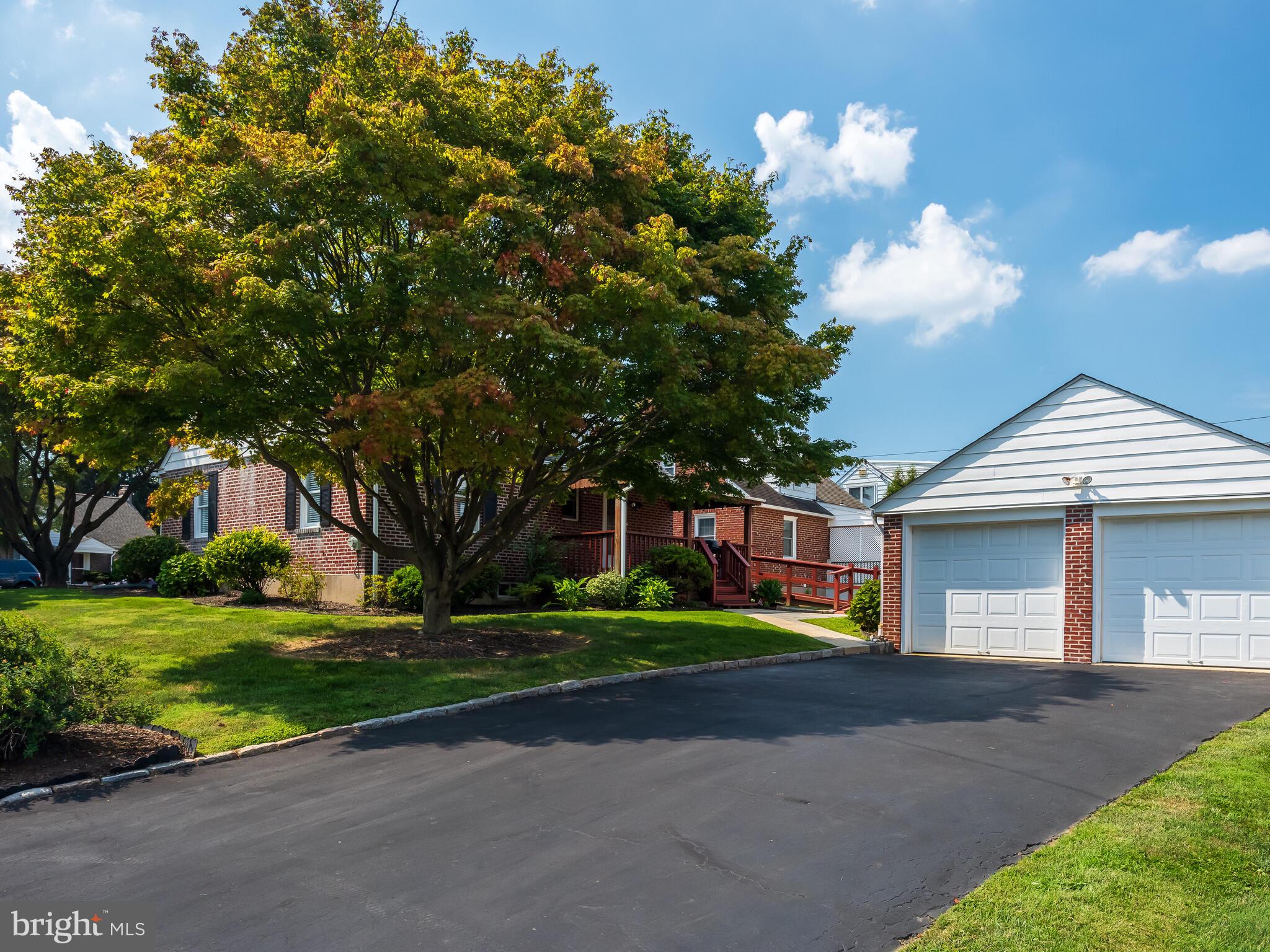 537 Lawrence Road Havertown, PA 19083 - Photo 35 of 45