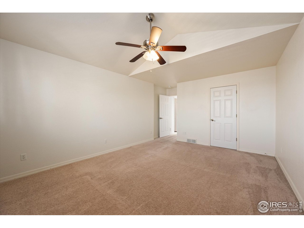 4500 Seneca Street, Unit 71 Fort Collins, CO 80526 - Photo 22 of 37 a view of an empty room and window