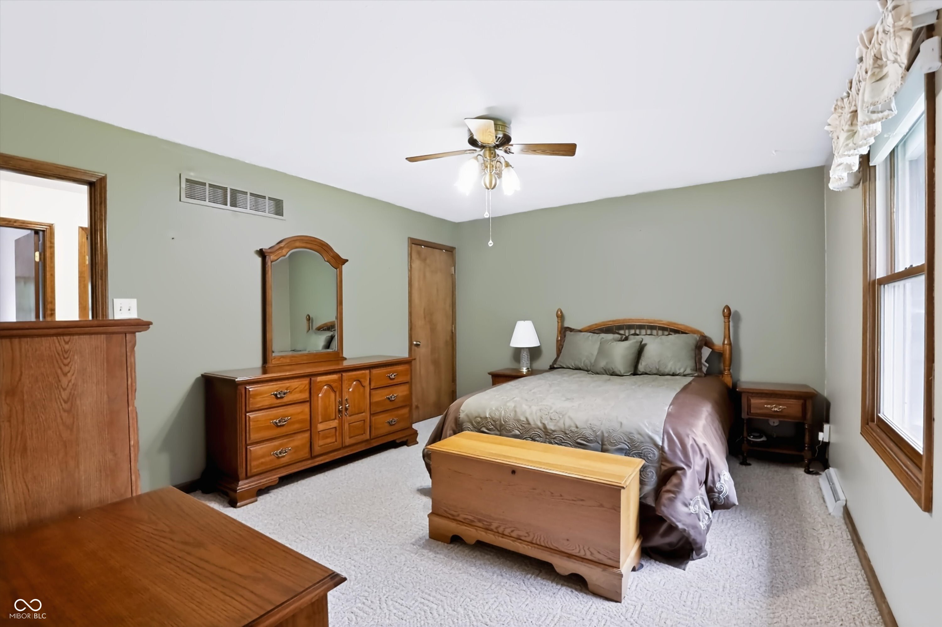487 Moccosin Road Greenwood, IN 46142 - Photo 26 of 55