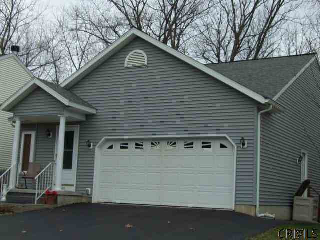 415 Chadwick Road Schenectady, NY 12304 - Photo 1 of 12 Photo 1