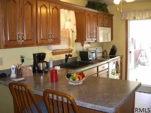 415 Chadwick Road Schenectady, NY 12304 - Photo 4 of 12 Photo 4