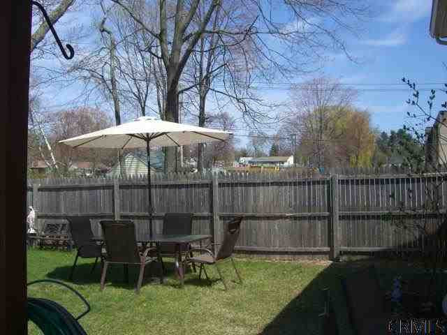 415 Chadwick Road Schenectady, NY 12304 - Photo 8 of 12 Photo 8