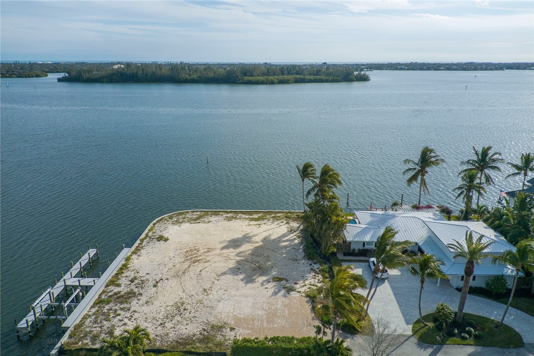 3 Sailfish Road Vero Beach, FL 32960 - Photo 4 of 17