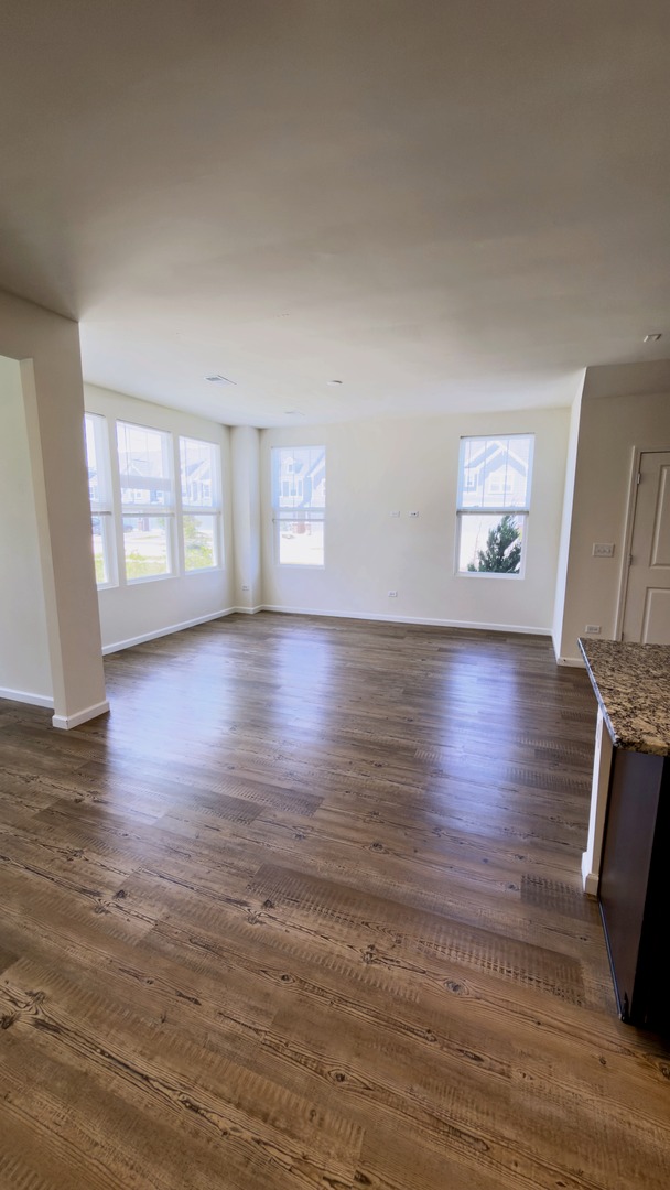 659 Switchgrass Way, Unit 67002 Bolingbrook, IL 60490 - Photo 10 of 28
