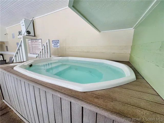 $257,500 | 304 Southwood Shores Circle, Unit 4B, Lake Ozark, MO 65049