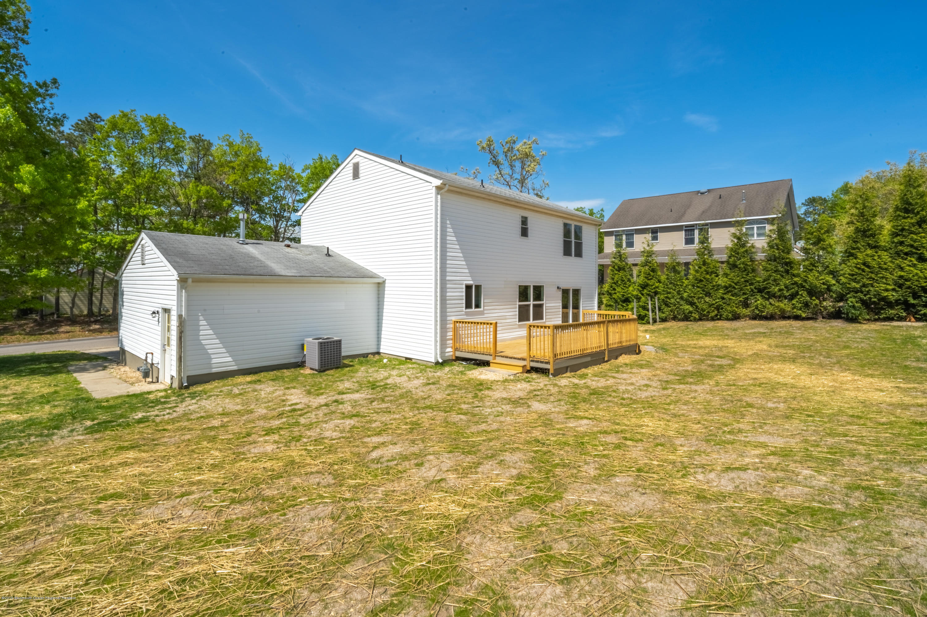 133 Torpedo Road Manahawkin, NJ 08050 - Photo 3 of 36 11-SEV02855-HDR