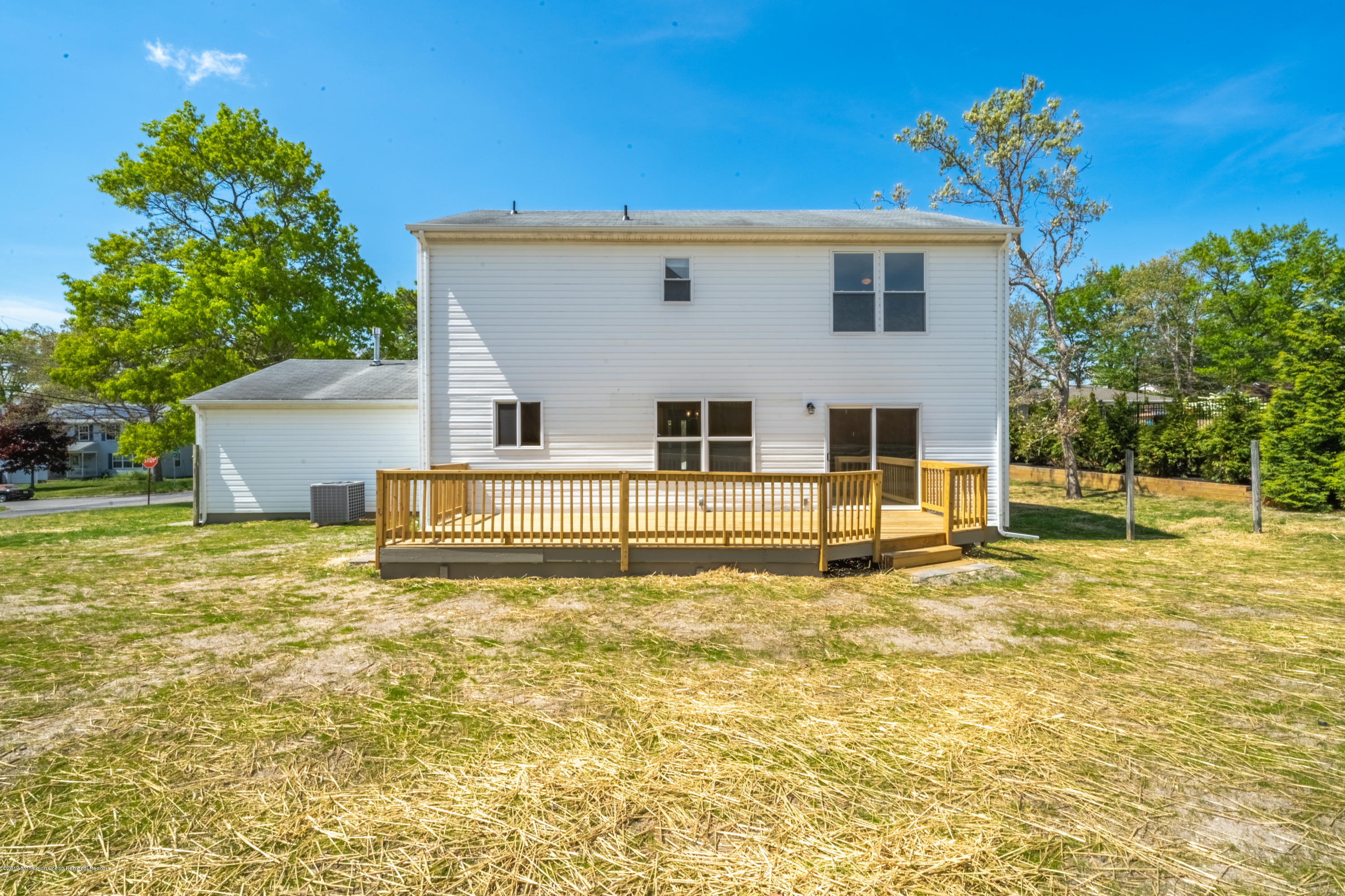 133 Torpedo Road Manahawkin, NJ 08050 - Photo 4 of 36 12-SEV02860-HDR
