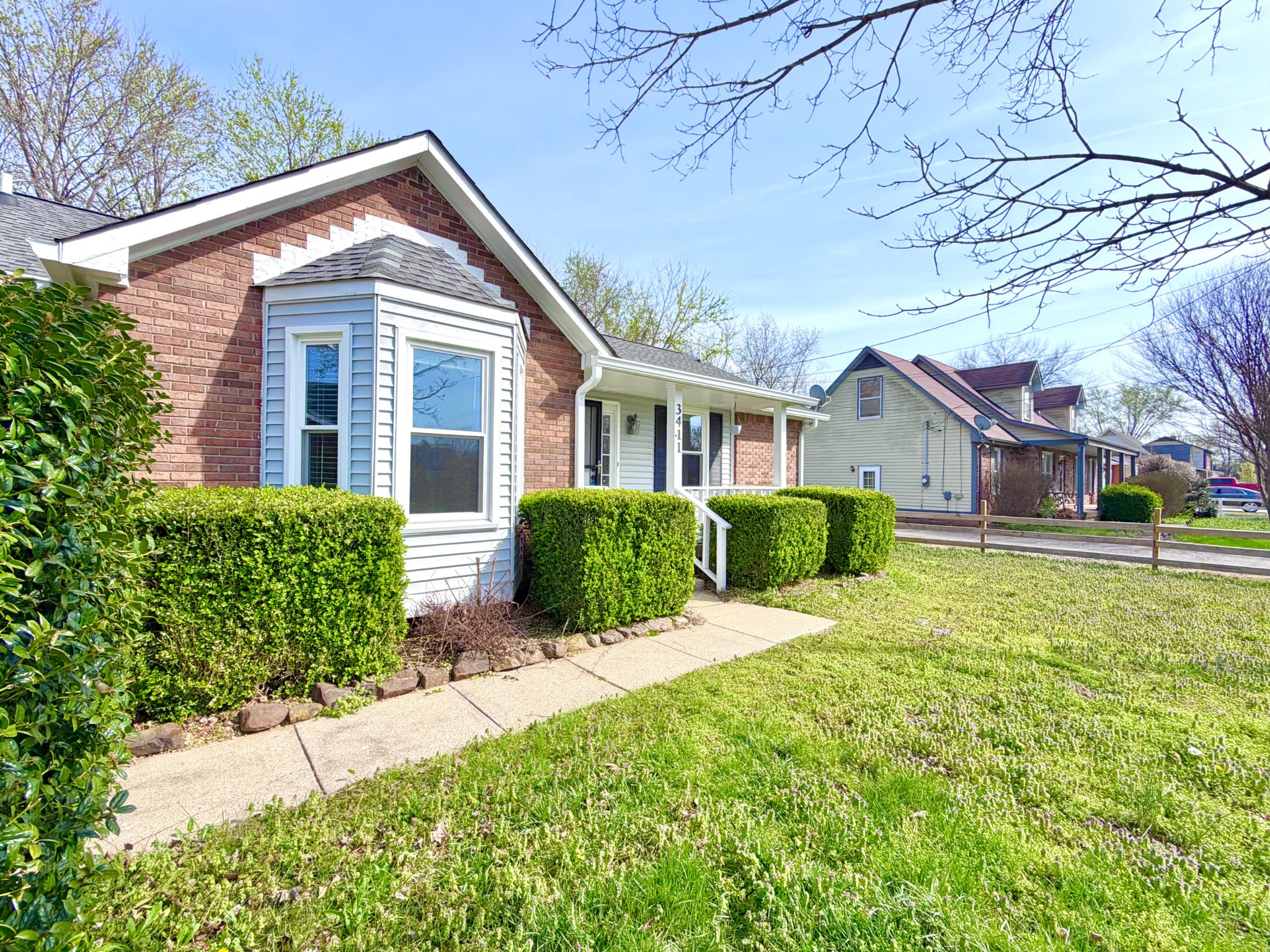 3411 Polly Drive Clarksville, TN 37042 - Photo 3 of 28 a front view of house with yard and green space