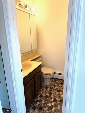 $2,950 | 23 Foxwood Drive, Unit E, Morris Plains, NJ 07950