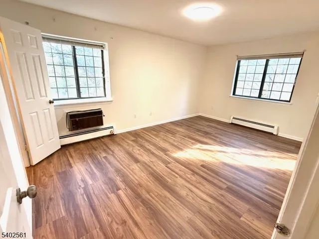 $2,550 | 23 Foxwood Drive, Unit E, Morris Plains, NJ 07950