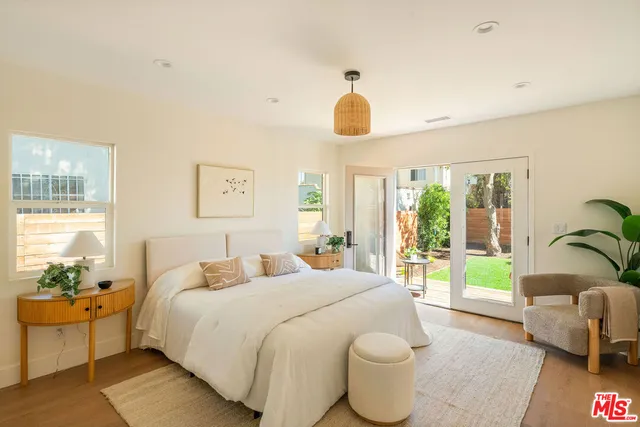 $1,199,000 | 4606 10th Avenue, Los Angeles, CA 90043