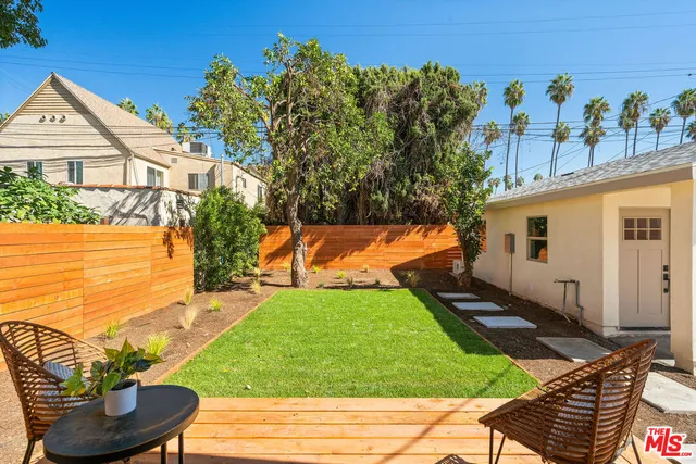 $1,199,000 | 4606 10th Avenue, Los Angeles, CA 90043