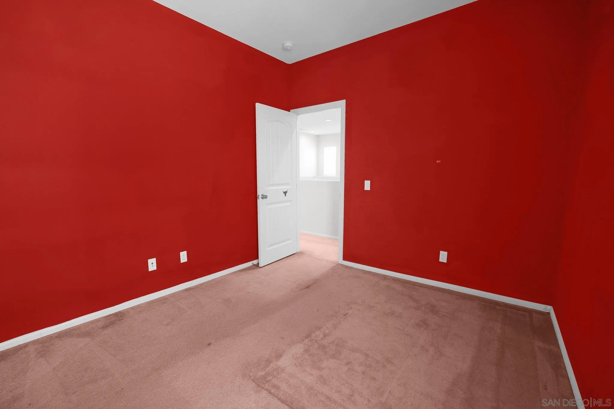 1254 Idanan Road Chula Vista, CA 91913 - Photo 18 of 38 Gallery Image 18